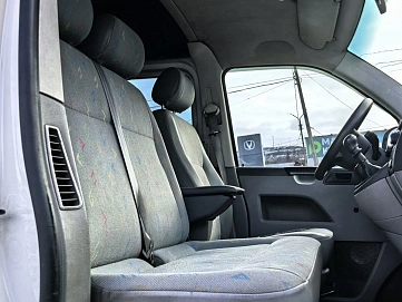 Volkswagen Transporter, 2003г, передний привод, механика