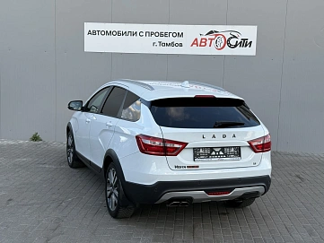 Lada (ВАЗ) , 2018г., передний привод, механика