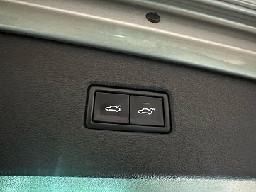 Volkswagen Tiguan, 2019г, полный привод, робот