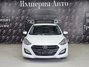 Hyundai i30, 2015г, передний привод, автомат