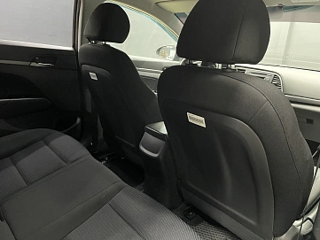 Hyundai Elantra, 2016г, передний привод, механика