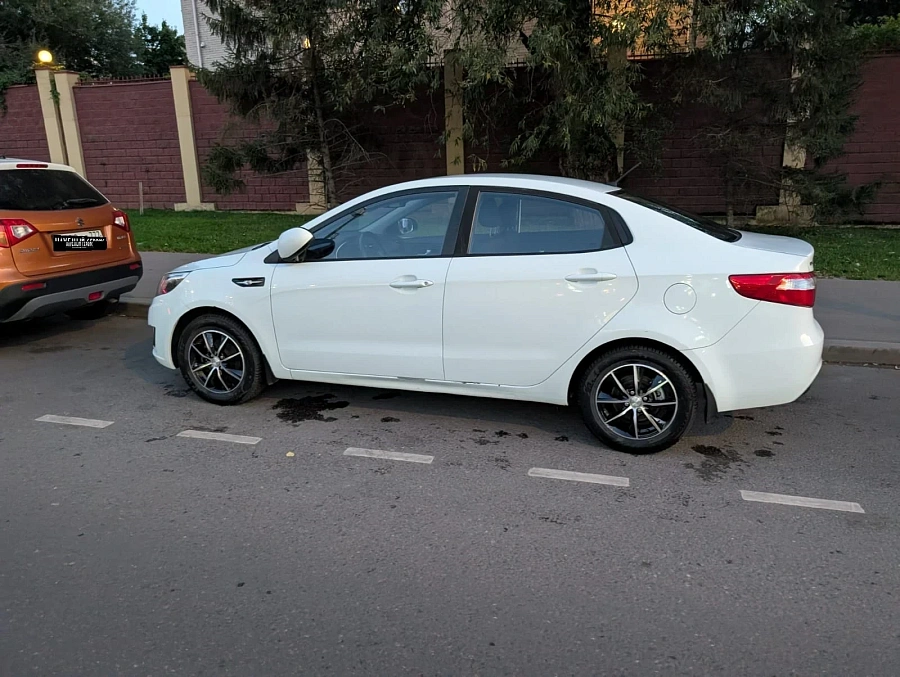 Kia Rio, 2012г., передний привод, механика