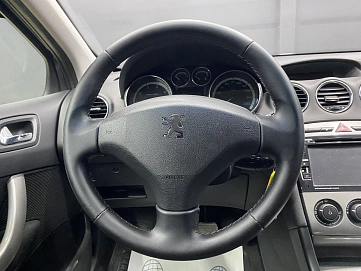 Peugeot 308, 2009г, передний привод, автомат