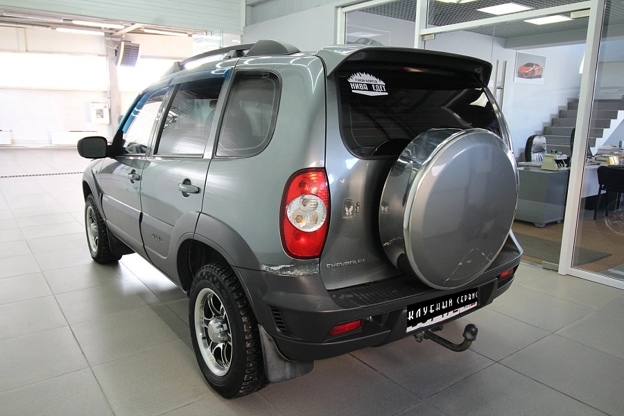 Chevrolet Niva, 2011г., полный привод, механика