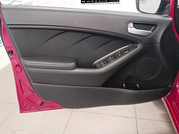 Kia Cerato, 2013г, передний привод, механика