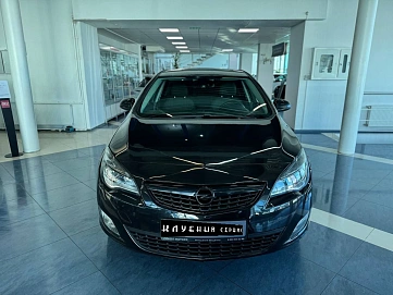 Opel Astra, 2012г, передний привод, автомат