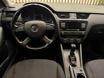 Skoda Octavia, 2014г, передний привод, автомат