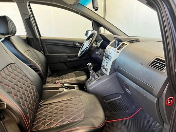 Opel Zafira, 2008г, передний привод, механика