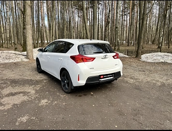 Toyota Auris, 2013г, передний привод, вариатор