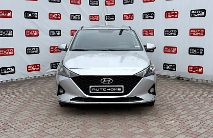 Hyundai Solaris, 2021г., передний привод, автомат