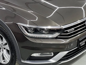 Volkswagen Passat, 2017г, полный привод, робот
