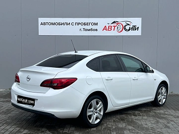 Opel Astra, 2012г, передний привод, автомат