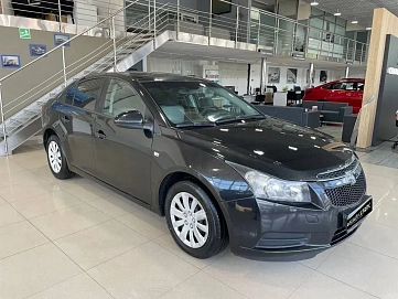 Chevrolet Cruze, 2011г, передний привод, механика