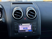 Nissan Qashqai, 2012г., передний привод, вариатор