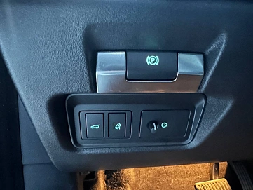 Jaguar E-Pace, 2018г, полный привод, автомат