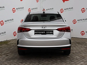 Hyundai Solaris, 2021г, передний привод, автомат