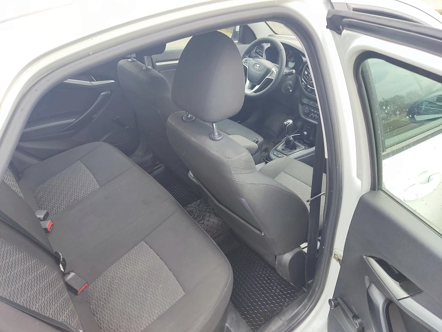 Lada (ВАЗ) Vesta, 2019г., передний привод, механика