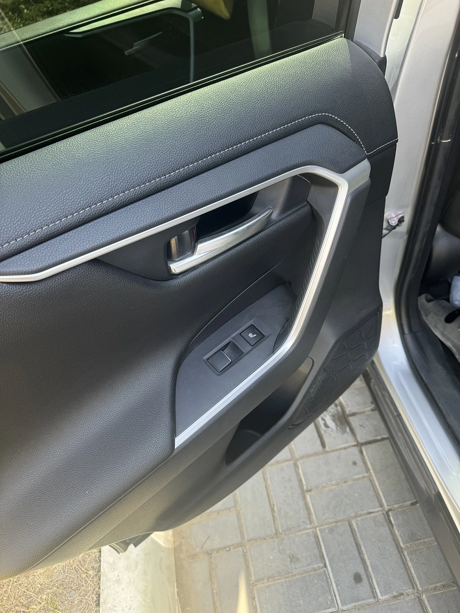 Toyota RAV4, 2020г., полный привод, автомат