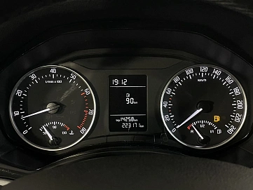 Skoda Octavia, 2012г, передний привод, механика