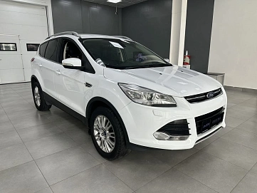 Ford Kuga, 2014г, передний привод, автомат
