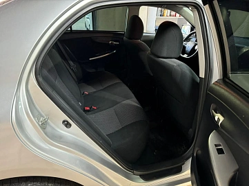 Toyota Corolla, 2011г, передний привод, автомат