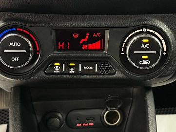 Kia Rio, 2012г, передний привод, механика