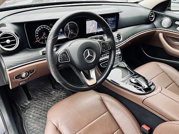 Mercedes-Benz E-Класс, 2017г, полный привод, автомат