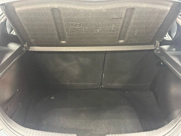 Hyundai Solaris, 2012г, передний привод, механика