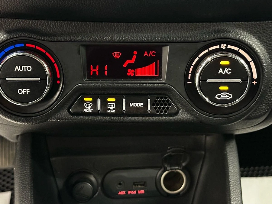 Kia Rio, 2012г., передний привод, механика