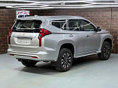 Mitsubishi Montero Sport, 2023г., полный привод, автомат