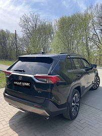 Toyota RAV4, 2021г, передний привод, вариатор
