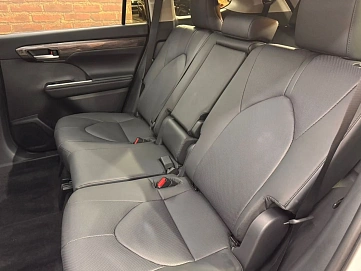 Toyota Highlander, 2026г, полный привод, автомат