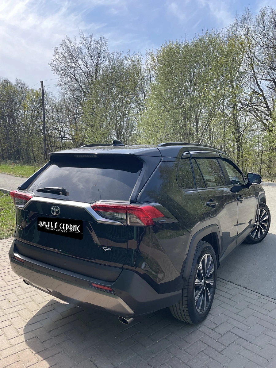 Toyota RAV4, 2021г., передний привод, вариатор