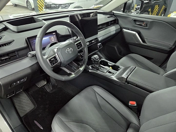 Toyota Wildlander, 2026г., полный привод, вариатор