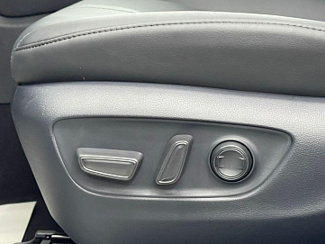 Toyota Highlander, 2025г, полный привод, автомат