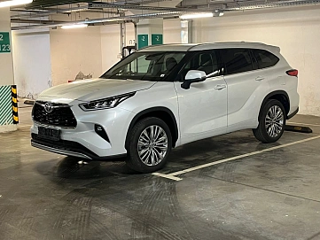 Toyota Highlander, 2025г, полный привод, автомат