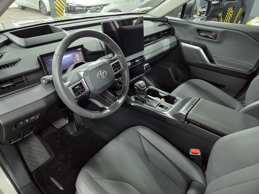 Toyota Wildlander, 2026г., полный привод, вариатор