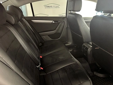 Volkswagen Passat, 2012г, передний привод, автомат