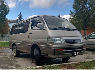 Toyota HiAce, г., полный привод, автомат