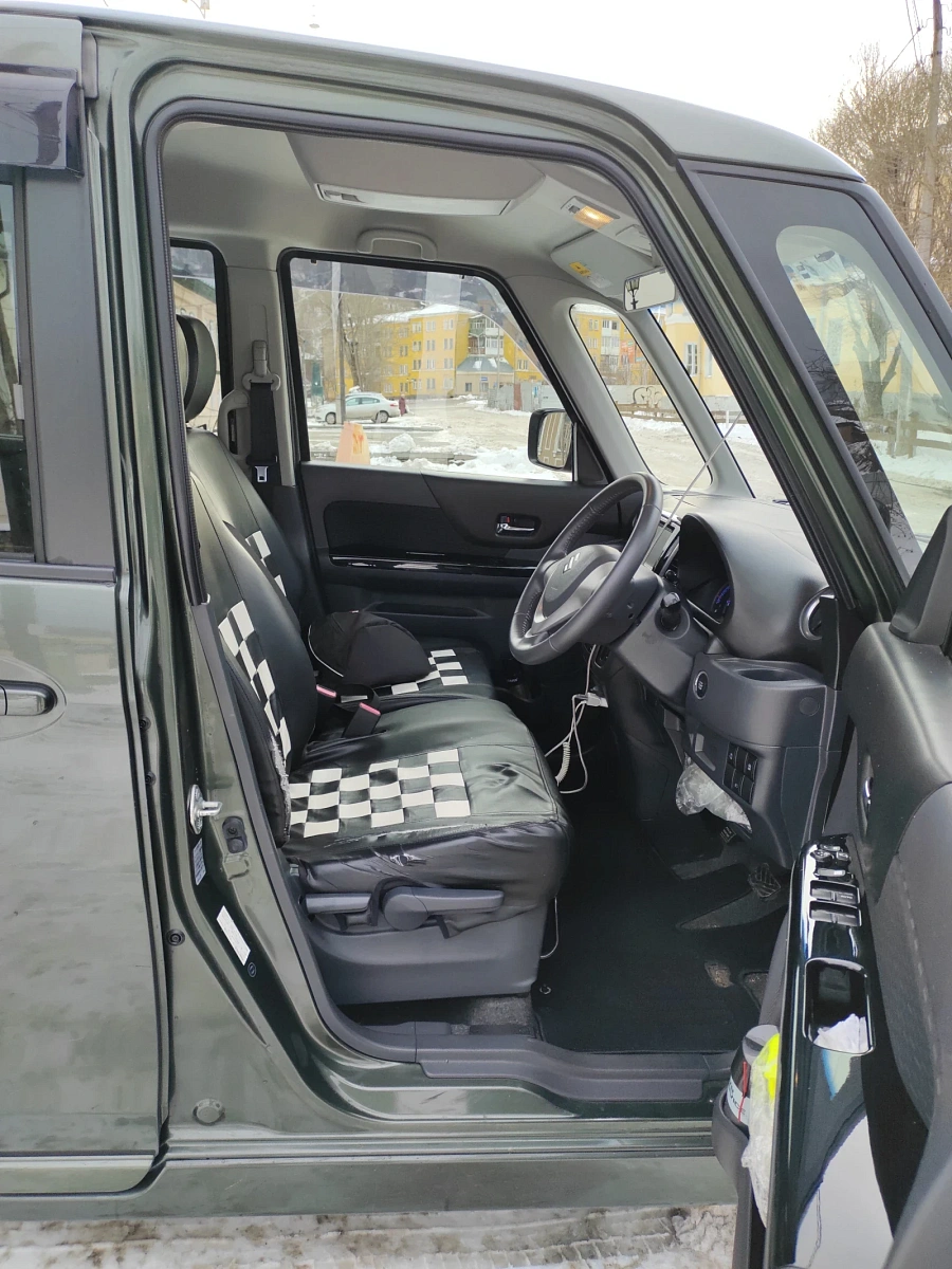 Suzuki Spacia, 2014г., передний привод, вариатор