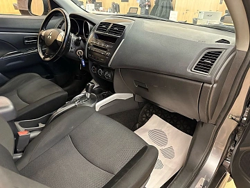 Mitsubishi ASX, 2012г, передний привод, вариатор