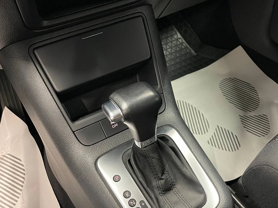 Volkswagen Golf Plus, 2009г., передний привод, робот