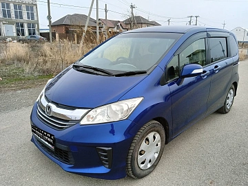 Honda Freed, 2014г, передний привод, вариатор