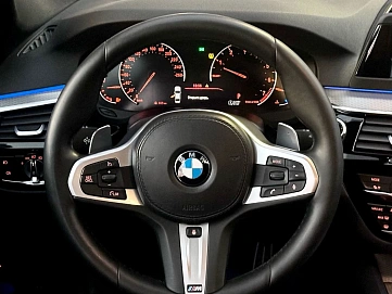 BMW , 2018г., задний привод, автомат