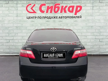 Toyota Camry, 2011г, передний привод, автомат