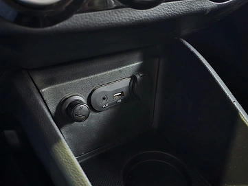 Kia Rio, 2015г, передний привод, механика