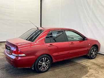Mitsubishi Lancer, 2005г, передний привод, механика