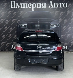 Opel Astra, 2012г, передний привод, механика