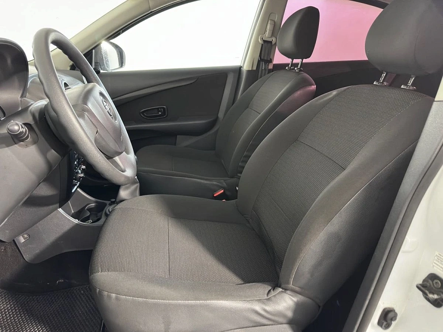 Nissan Almera, 2015г., передний привод, механика