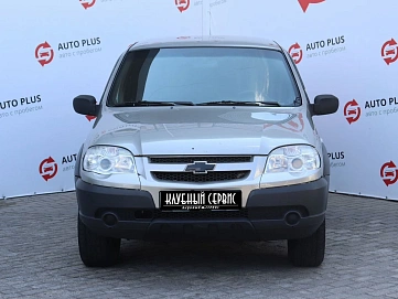 Chevrolet Niva, 2011г, полный привод, механика